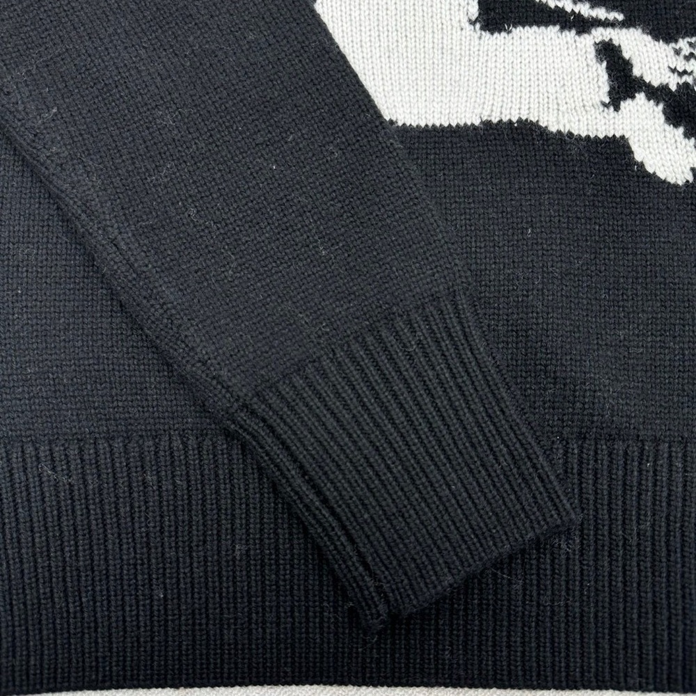 Burberry Black Knit with White Graphic - Picture 3 of 9